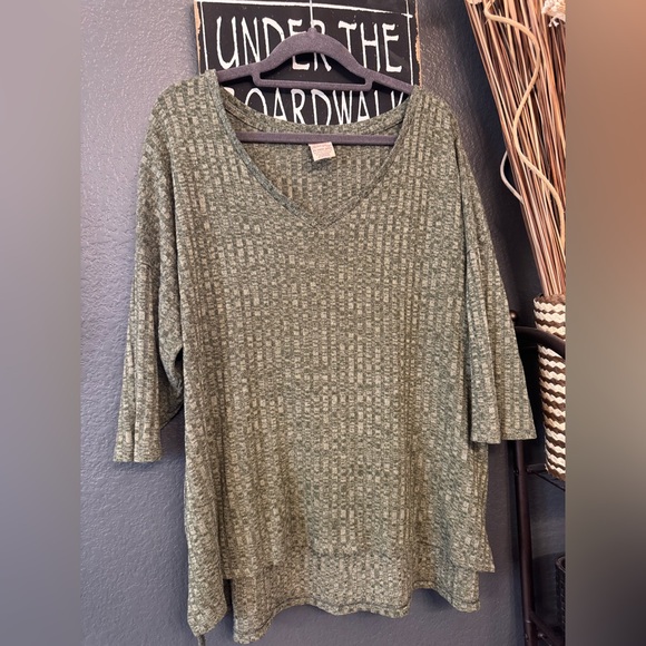 Faded Glory Olive Knit Sweater - Picture 1 of 3